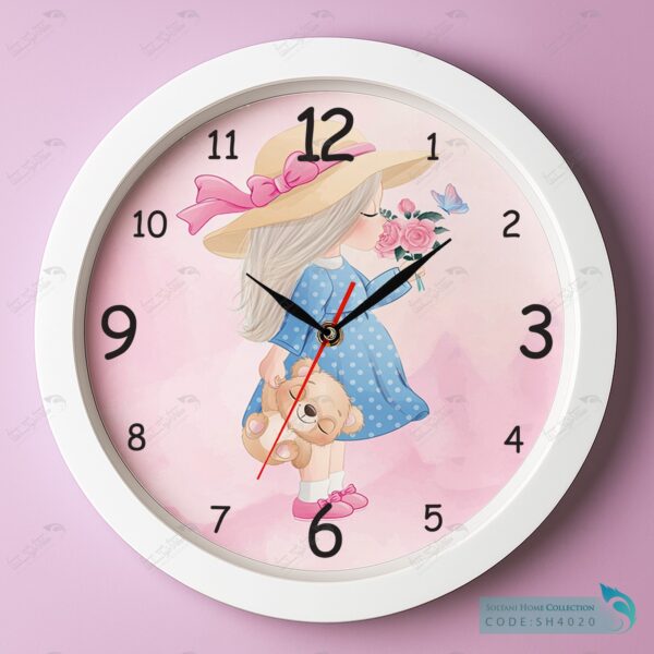 ساعت دیواری دخترانه طرح دخترک ناز